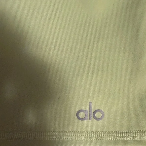 ALO Yoga Women's Light Green Bike Shorts - Picture 3 of 4